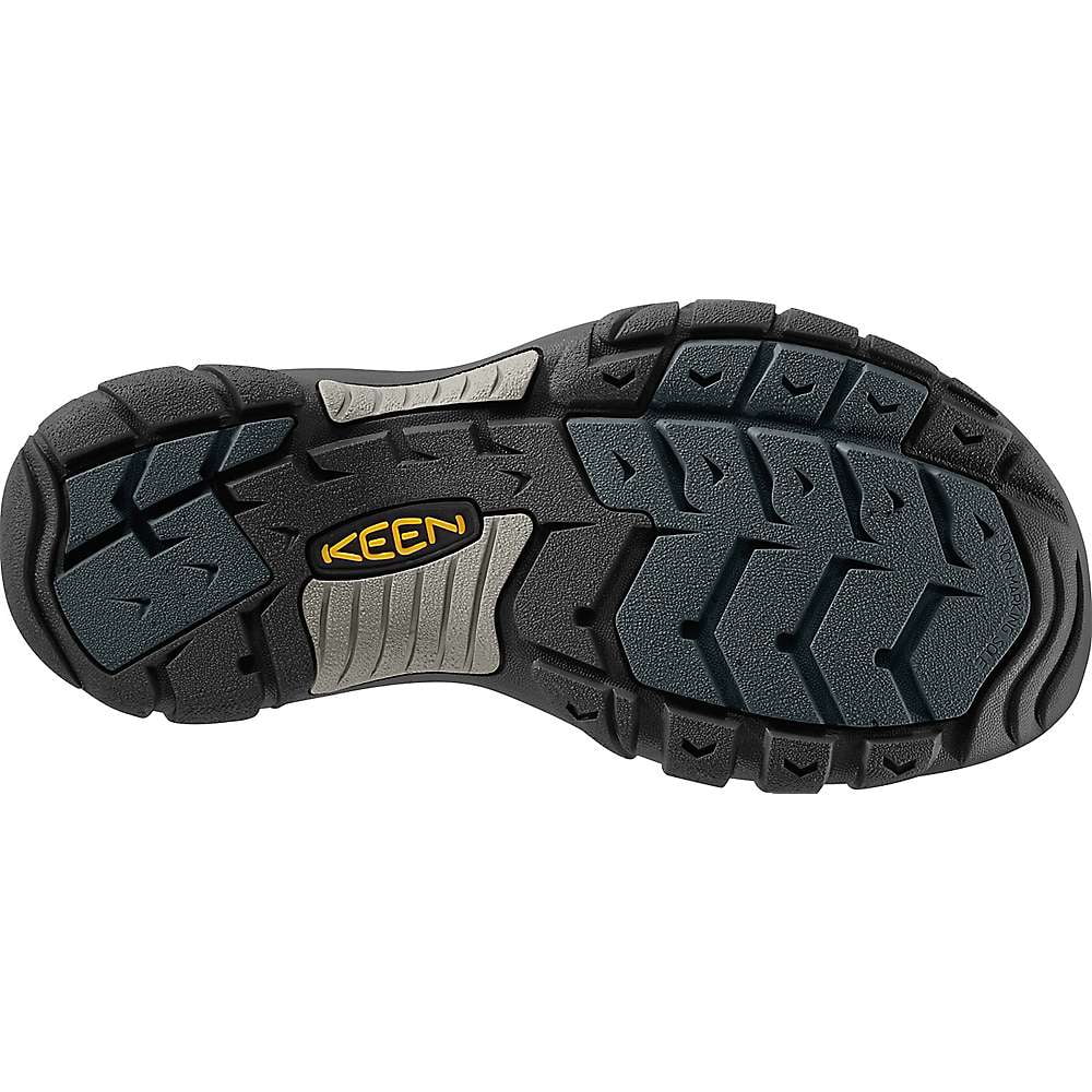 KEEN Men's Newport H2 aqua Sandal with Toe Protection