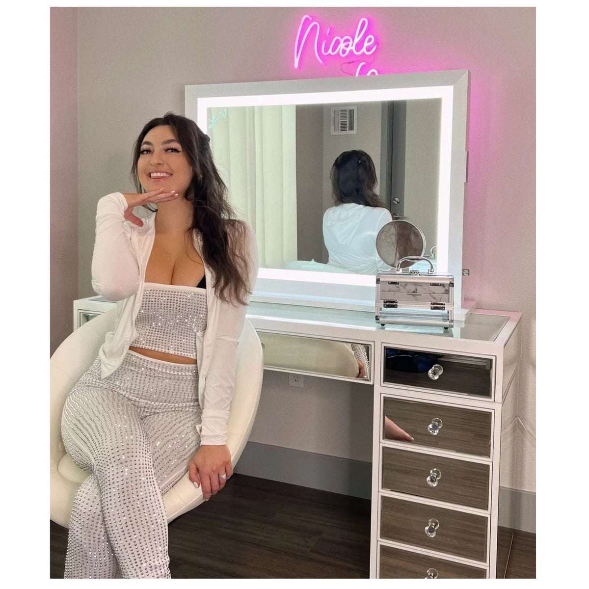 Pro with Speakers and Dimmer Switch, Lighted Desk Mirror with Outer Metal Frame and 3X Magnified Mirror for Tabletop or Wall Mount (White). Impressions Vanity Makeup Mirror Liane V