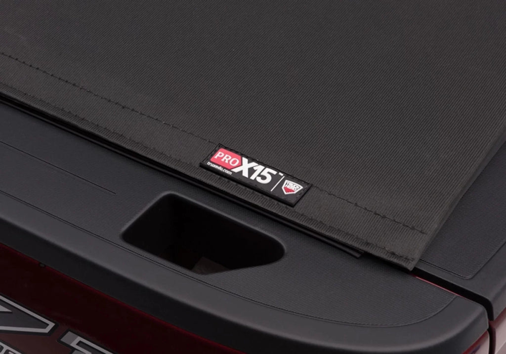 Truxedo Pro X15 Soft Roll Up Truck Bed Tonneau shield | 1439801 | matching with 2004-2012 Chevy/GMC Colorado/Canyon 5' 1" Bed (61.1")