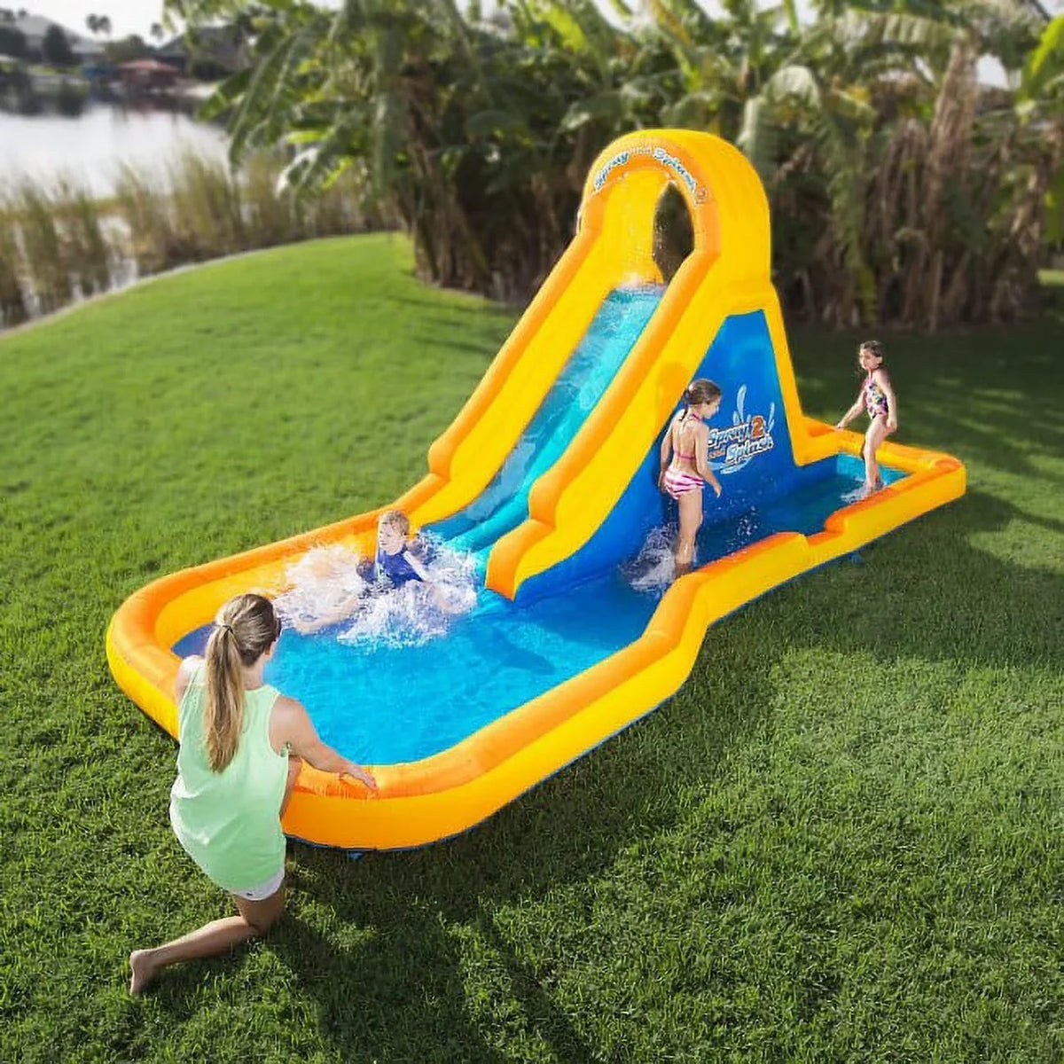 Blast Zone Spray N Splash 2 Inflatable moisture Slide W Splash Area