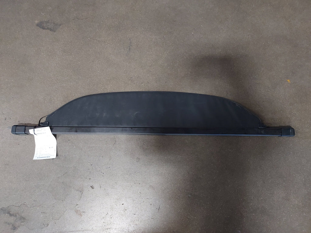 Pre-Owned 2014  Rav4 Trunk Cargo wrap Shade OEM LKQ (Good)